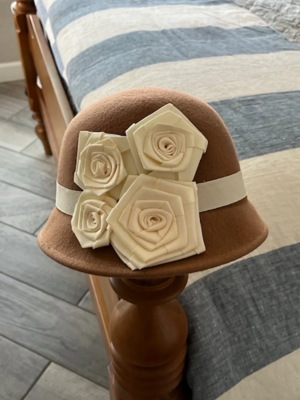 Vintage-inspired 20's Camel Cloche Bucket Hat Rosettes OS Coquette Annie Hall